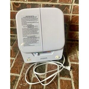 JERDON JGL10W Tri-Fold Lighted Makeup Mirror + 5x Magnification 4 Light Settings